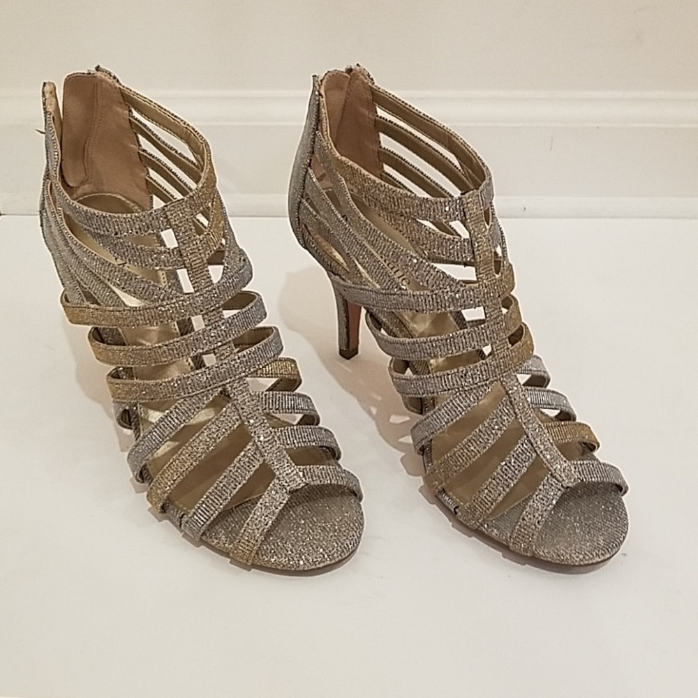Kelly & Katie Metallic Gold Silver Sparkle Pumps